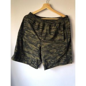 Lululemon Pacebreaker 9” inseam lined